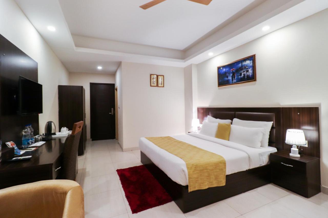 D'Polo Club & Spa Resort 达兰萨拉 外观 照片